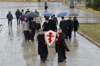 3-Митрополит Астанайский и Казахстанский Александр почтил память жертв ядерных испытаний на Семипалатинском полигоне 