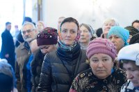 27-В день памяти евангелиста Луки митрополит Александр совершил Божественную Литургию в старейшем храме города Усть-Каменогорска 