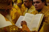 18-В 10-ю годовщину интронизации Святейшего Патриарха Кирилла в Храме Христа Спасителя совершена Литургия с участием Предстоятелей и представителей Поместных Церквей