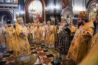 26-В 10-ю годовщину интронизации Святейшего Патриарха Кирилла в Храме Христа Спасителя совершена Литургия с участием Предстоятелей и представителей Поместных Церквей