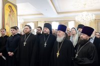 6-Для участия в форуме «Радость Слова» в Алма-Ату прибыл председатель Издательского Совета Русской Православной Церкви митрополит Калужский и Боровский Климент