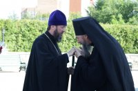 2-В день праздника пророка Божия Илии Преосвященнейший епископ Амфилохий совершил Литургию в старейшем храме Рудного Алтая