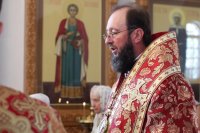 14-В день праздника пророка Божия Илии Преосвященнейший епископ Амфилохий совершил Литургию в старейшем храме Рудного Алтая