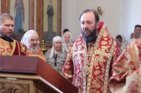 15-В день праздника пророка Божия Илии Преосвященнейший епископ Амфилохий совершил Литургию в старейшем храме Рудного Алтая