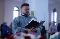 3-Служение епископа Амфилохия в канун праздника Введения во храм Пресвятой Богородицы