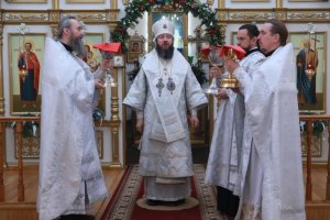 Служение епископа Амфилохия в Рождественский сочельник