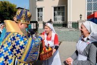 52-Епископ Амфилохий принял участие в торжествах в память 15-летия Собора новомучеников и исповедников Казахстанских и принесения в Алма-Аты Курской-Коренной иконы Божией Матери "Знамение" 