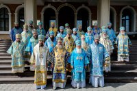 54-Епископ Амфилохий принял участие в торжествах в память 15-летия Собора новомучеников и исповедников Казахстанских и принесения в Алма-Аты Курской-Коренной иконы Божией Матери "Знамение" 