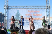 4-Рождественские народные гуляния на соборной площади главного храма Восточного Казахстана