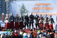 13-Рождественские народные гуляния на соборной площади главного храма Восточного Казахстана