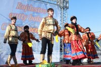 25-Рождественские народные гуляния на соборной площади главного храма Восточного Казахстана