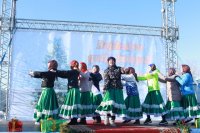 36-Рождественские народные гуляния на соборной площади главного храма Восточного Казахстана