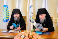 3-Управляющий Усть-Каменогорской и Семипалатинской епархией принял участие в заседании Синода Митрополичьего округа Русской Православной Церкви в Республике Казахстан