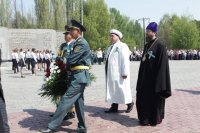 28-Епископ Амфилохий принял участие в праздничных мероприятиях, посвященных Дню Победы
