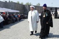 29-Епископ Амфилохий принял участие в праздничных мероприятиях, посвященных Дню Победы