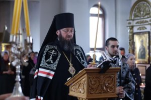 Чтение второй части Великого покаянного канона в кафедральном соборе