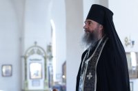 1-Епископ Амфилохий совершил чтение третьей части Великого покаянного канона в Андреевском кафедральном соборе