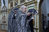 12-Первая Божественная Литургия Преждеосвященных Даров совершена в Андреевском кафедральном соборе