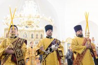 4-День памяти апостола Андрея Первозванного. Митрополит Александр возглавил Литургию в Андреевском кафедральном соборе Усть-Каменогорска.