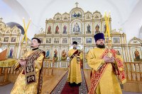 9-День памяти апостола Андрея Первозванного. Митрополит Александр возглавил Литургию в Андреевском кафедральном соборе Усть-Каменогорска.