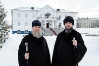49-День памяти апостола Андрея Первозванного. Митрополит Александр возглавил Литургию в Андреевском кафедральном соборе Усть-Каменогорска.