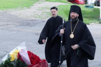 1-«Вознесися, Господи, силою Твоею, воспоем и поем силы Твоя»