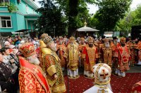 23-Празднование 20-летия Астанайской и Алма-Атинской епархии продолжилось служением Литургии в Никольском соборе Южной столицы 