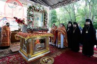 40-Празднование 20-летия Астанайской и Алма-Атинской епархии продолжилось служением Литургии в Никольском соборе Южной столицы 