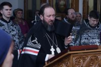 7-Епископ Амфилохий совершил вечерню в соединении с  Литургией Преждеосвященных Даров в старейшем храме Усть-Каменогорска