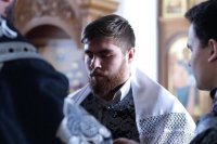 13-Епископ Амфилохий совершил вечерню в соединении с  Литургией Преждеосвященных Даров в старейшем храме Усть-Каменогорска