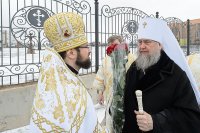 2-В Лазареву субботу епископ Амфилохий сослужил Главе Митрополичьего округа за Литургией на месте подвигов новомучениц и исповедниц Акмолинских