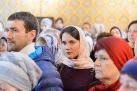 11-В Лазареву субботу епископ Амфилохий сослужил Главе Митрополичьего округа за Литургией на месте подвигов новомучениц и исповедниц Акмолинских