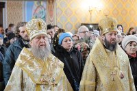 20-В Лазареву субботу епископ Амфилохий сослужил Главе Митрополичьего округа за Литургией на месте подвигов новомучениц и исповедниц Акмолинских