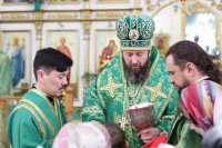 38-Божественная Литургия в день Вербного воскресения в главном храме Восточного Казахстана