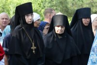11-В воскресный день на Святом Ключе была совершена  праздничная Божественная Литургия