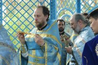 37-В воскресный день на Святом Ключе была совершена  праздничная Божественная Литургия