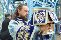 39-В воскресный день на Святом Ключе была совершена  праздничная Божественная Литургия
