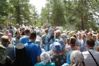 74-В воскресный день на Святом Ключе была совершена  праздничная Божественная Литургия