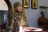 6-Служение епископа Амфилохия в день памяти святителя Николая, архиепископа Мир Ликийских