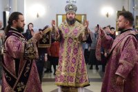 8-Божественная Литургия в день Великого Четверга