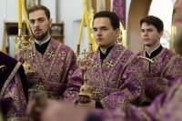 21-Божественная Литургия в день Великого Четверга