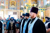 3-В канун праздника Успения Божией Матери епископ Амфилохий сослужил митрополиту Астанайскому и Казахстанскому Александру за всенощным бдением в главном храме Казахстана