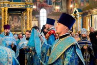 16-В канун праздника Успения Божией Матери епископ Амфилохий сослужил митрополиту Астанайскому и Казахстанскому Александру за всенощным бдением в главном храме Казахстана