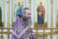 34-Служение епископа Амфилохия в неделю Крестопоклонную Великого поста