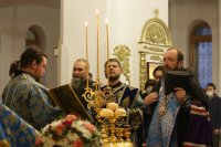 12-Служение епископа Амфилохия в канун праздника Введения во храм Пресвятой Богородицы
