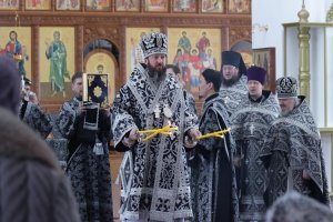 В среду первой седмицы Великого поста епископ Амфилохий возглавил служение Литургии Преждеосвященных Даров