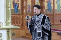 11-В среду первой седмицы Великого поста епископ Амфилохий возглавил служение Литургии Преждеосвященных Даров