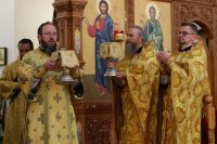 12-Божественная Литургия в Андреевском соборе в Неделю 4-ю по Пятидесятнице