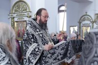 20-В пятницу первой седмицы Великого поста епископ Амфилохий возглавил служение Литургии Преждеосвященных Даров в кафедральном соборе