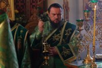 11-Служение епископа Амфилохия в канун праздника Святой Троицы